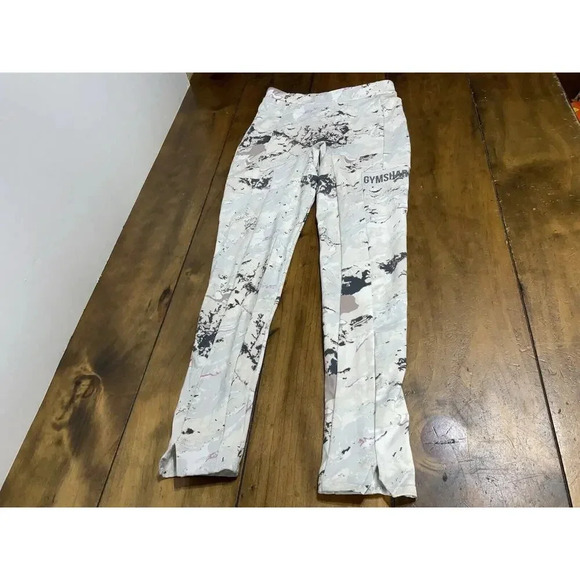 GYMSHARK | ORI LEGGINGS White Marble Print High Rise 7/8 Length Size Small - Picture 1 of 7